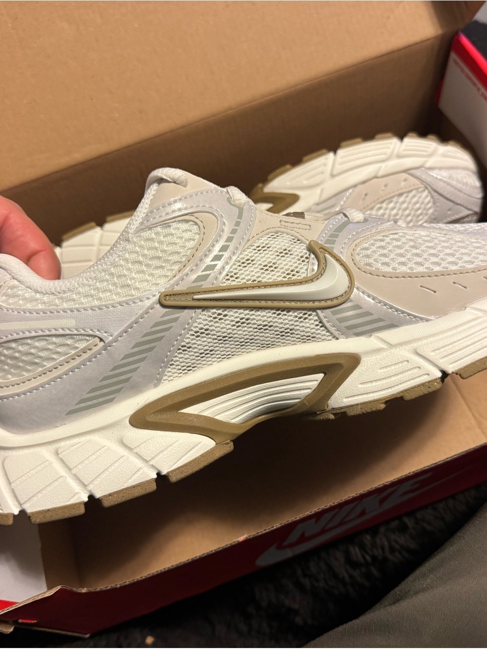 Nike Women's White Sneakers with Beige Accents 9